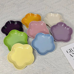 5.5'' Cat Feeding Flower Shaped Ceramic Disc Extra Wide Raised Cats Food Bowl  Anti-vomiting Cat Feeder Pet Delicate Tableware